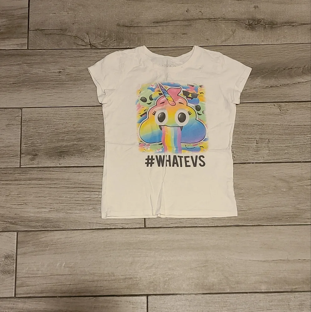 🍦Childrens Place Rainbow poo emoji tee🪅